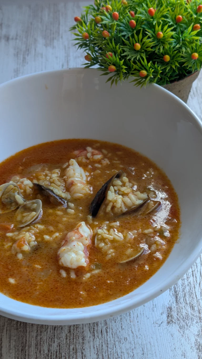 Arroz Caldoso De Rape Y Marisco