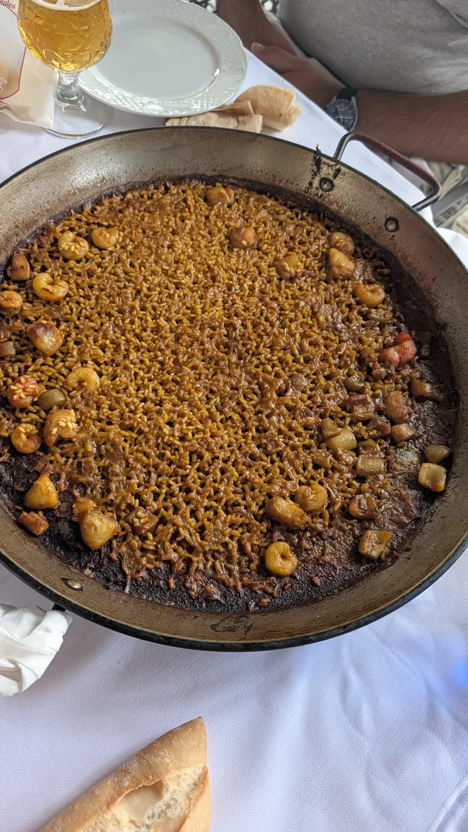 Paella de arroz a banda en Casa Pepe Sanchis, Córdoba
