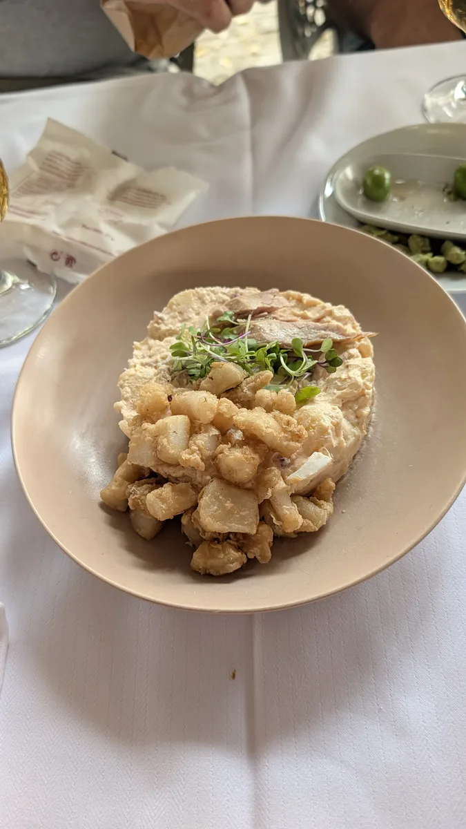 Ensaladilla con mayo-japo en Casa Pepe Sanchis, Córdoba
