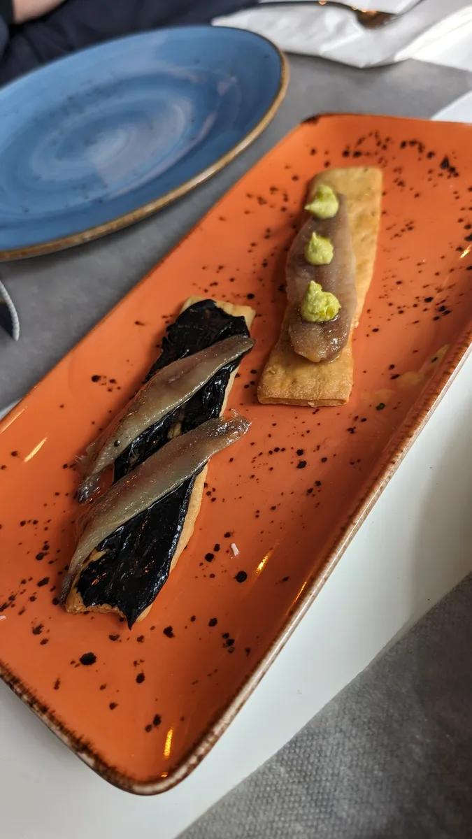 Matrimonio de anchoa y boquerón en El Boquerón del Zoco, Córdoba