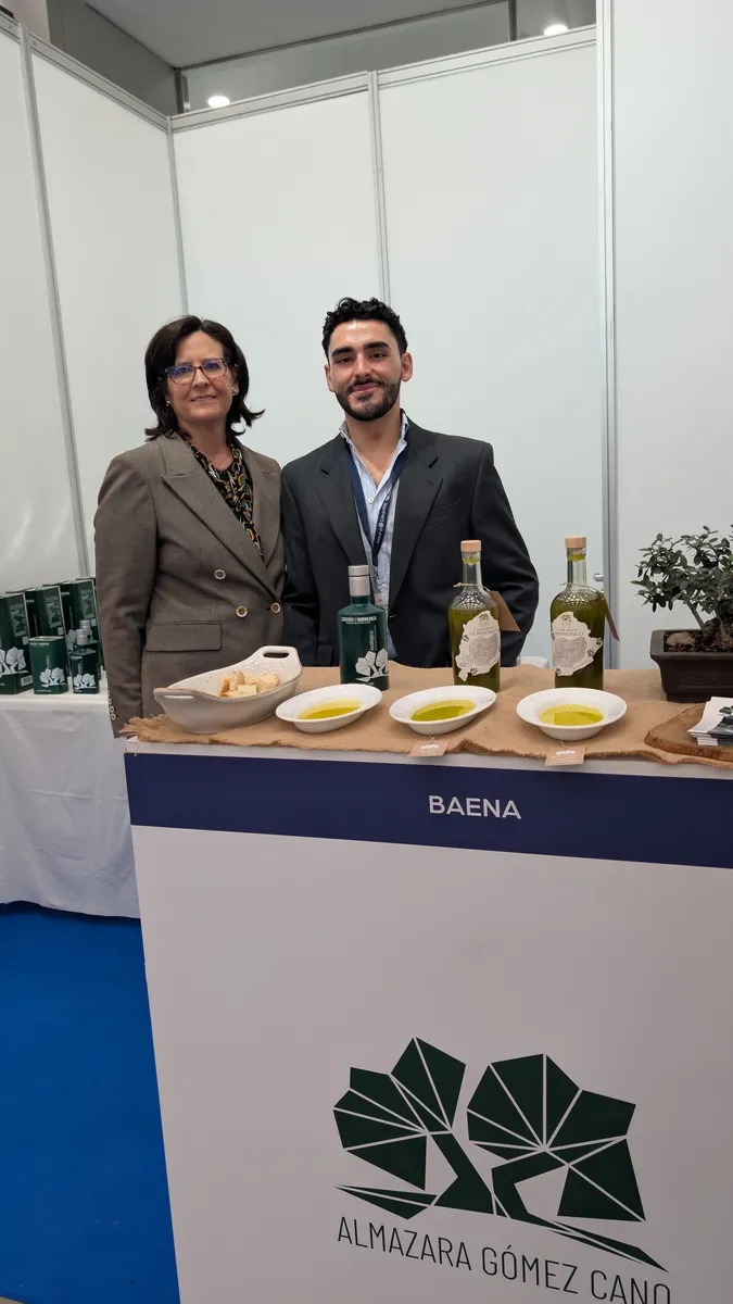 En el stand de Almazara Gómez Cano (Baena), Sabor a Córdoba 2024